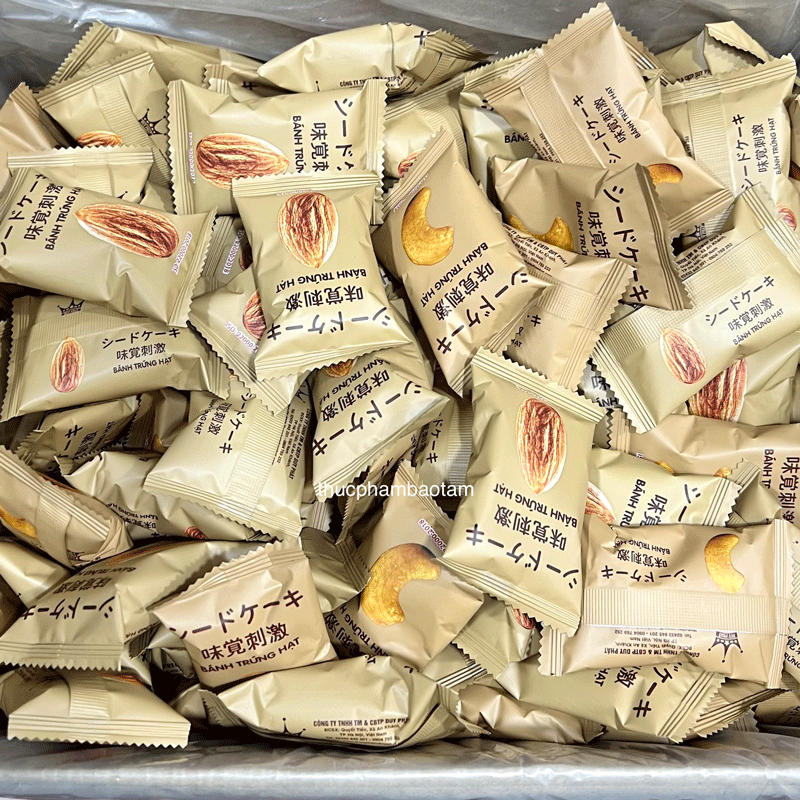 Bánh Trứng Kẹp Hạt